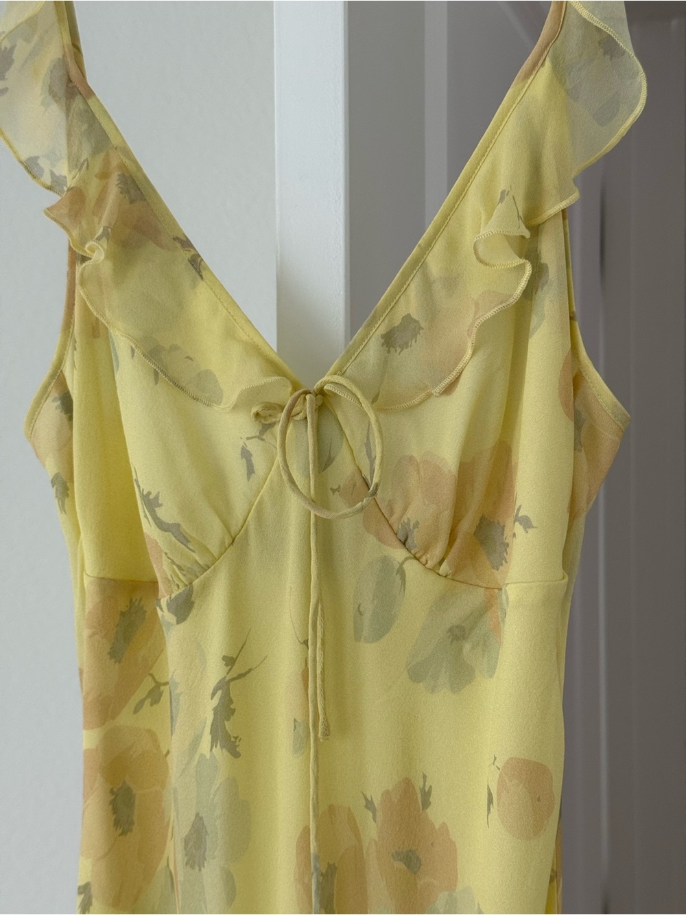 Realisation Par The Heidi Midi Dress in Zinnia - Picture 3 of 6